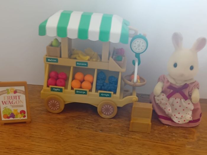 Sylvanian fruit wagon