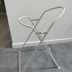 Shnuggle New Folding Bath Stand