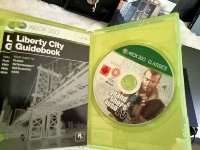 Grand Theft Auto IV Special Edition Xbox 360 - Complete Collector's Box Set
