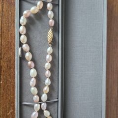 Necklace Pearls and gold 375