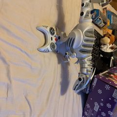 WowWee Roboraptor Robot Dinosaur with Remote Control 2005 Retro Robotic Raptor