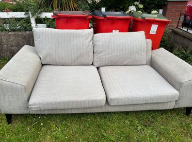 Couch:  free to take (cabra west)