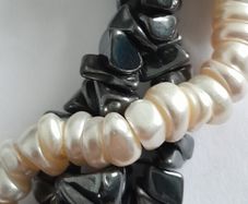 NECKLACE - Twisted Triple Strand - Hematite - Pearl