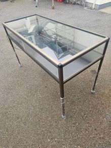 Display case