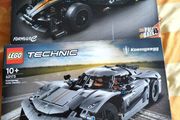 2 Lego cars