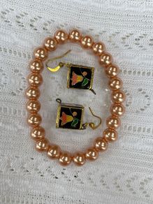 Earrings/Bracelet