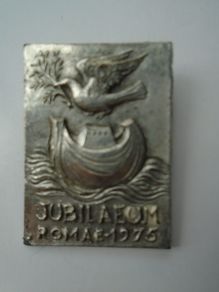 Lapel pin, Collectables, Vintage lapel pin.Free post