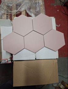 5.16m2 Rosy Hex tiles 6x7