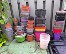 pots
