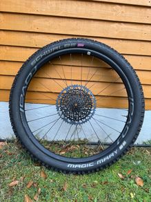 27.5 Carbon wheel 12x148