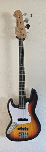 Electric guitar left hand