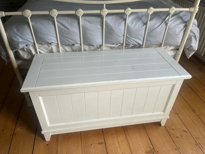 White Wooden Blanket Box