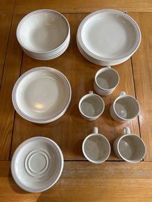 Vintage Churchill England Dinner Set