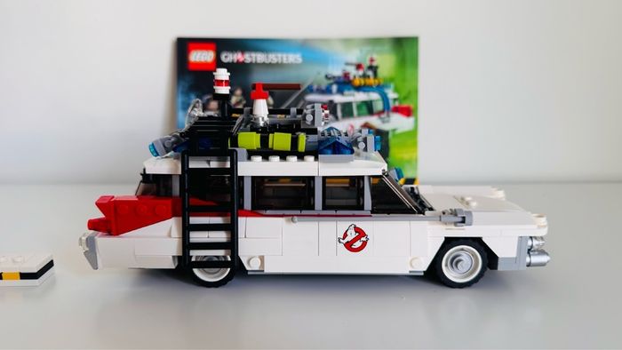 LEGO Ideas: Ghostbusters Ecto-1 #21108