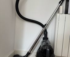vacuum cleaner