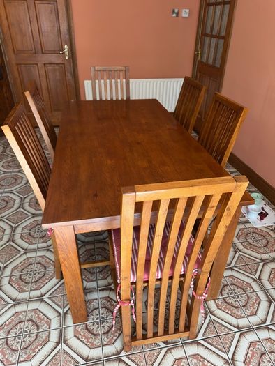 Solid kitchen dining Table x 6 Chairs
