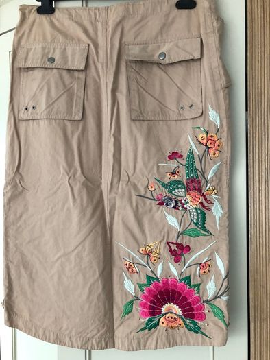Oasis embroidered skirt 12