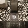 flip phone Image 3