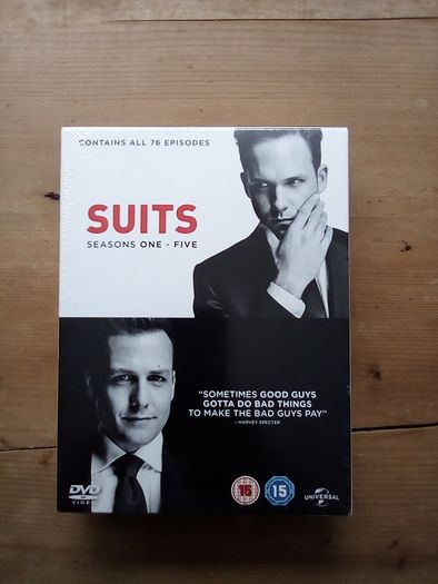 Suits Season 1 - 5 DVD Boxset - New & Sealed