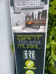 wallpaper giant stick on 100 e four designs