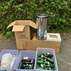 Beer Brew kit: mesh kettle, buckets, bottles