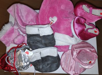 Design-A-Bear 3 pairs of footwear, dressing gown, winter hat & gloves, 2 party bags