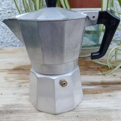 Italian coffee maker, Moka pot, coffee maker, Pezzetti coffee pot