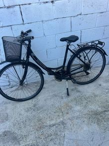 BENTINI ladies bike every thing works in good condition