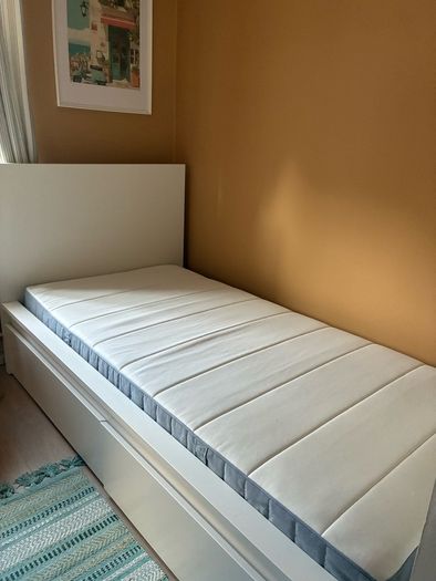 Single bed and mattress