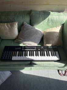Code 49 M-Audio MIDI keyboard