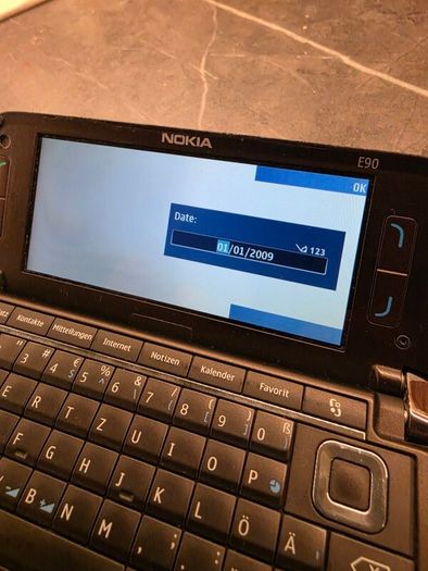 nokia E90