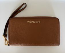 Michael Kors Jet Set Travel Large Wallet BRAND NEW