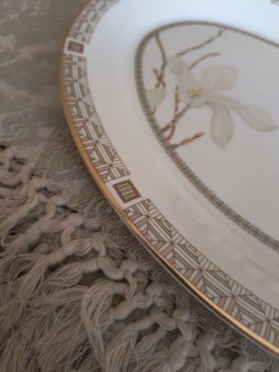 Royal Doulton - White Nile Platter.