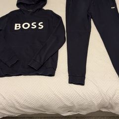 Hugo boss tracksuit size medium