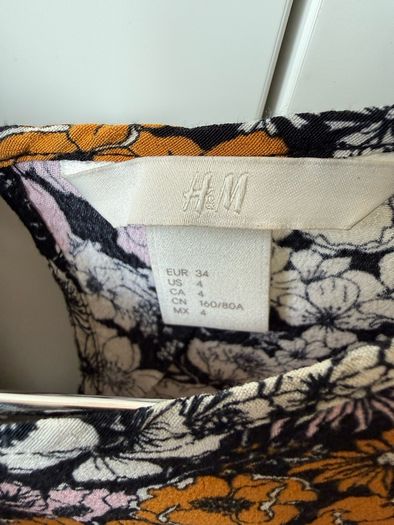 H&M women ladies top, t-shirt