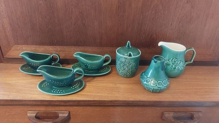 Lovely Vintage Retro Extremely Rare 70's Jade Green Milk Jug Made by Celtic Kilrush in the Fabulous and Rare Irish Earl Pattern featuring a Cherry and Foliage Motif