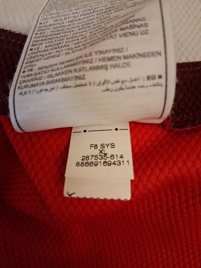 Arsenal Jersey. Official Arsenal Home Jersey From Season 2008 / 2010. Authentic Original From 2008. Not A Modern Day Remake.