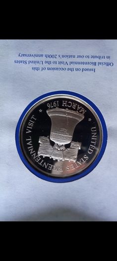 Official bicentennial medal Liam Cosgrave