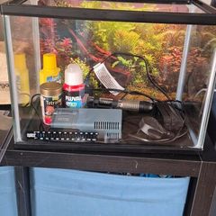 Fishtank 25l like NEW !