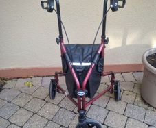 lightweight 3 wheel rollater