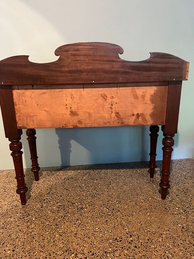 Antique William IV Mahogany Low Sideboard - Compact Size