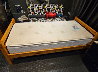 single bed