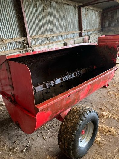 belmac 2 CU YRD side spreader