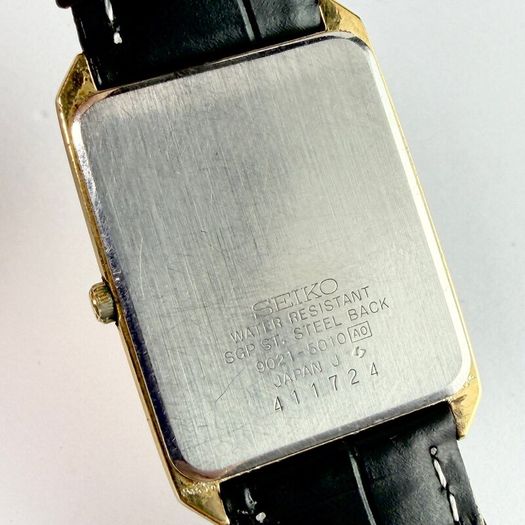 Vintage Seiko Quartz Watch 1984