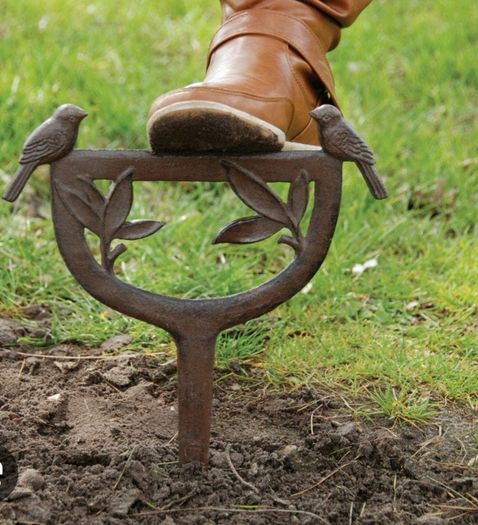 bird boot scraper