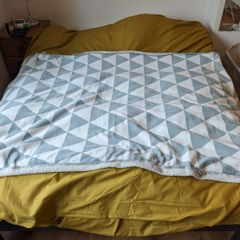 Bouchara Paris Ultra-Soft Plush Fleece Throw Blanket (Cosy  Warm) - Large