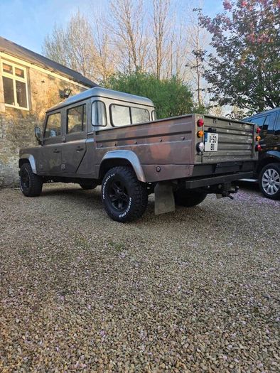 Land Rover defender 130