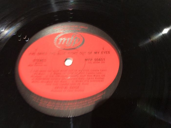 Crystal Gayle - I've Cried The Blue Right out of my Eyes