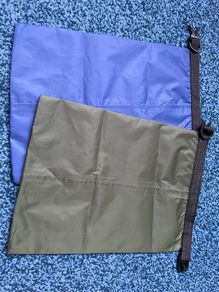2 Dry bags