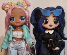 LOL OMG BFF Dolls Sunshine Gurl and Moonlight B.B.